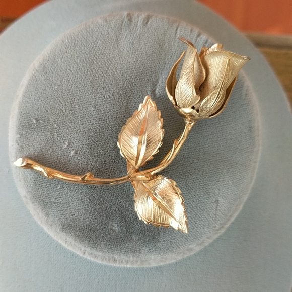 GIOVANNI BROOCH - Picture 9 of 9